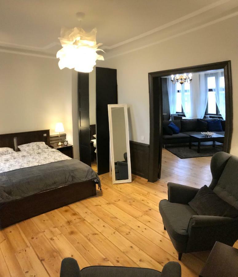 Doma Square Apartment 2, In The Heart Of Old Town Riga Bagian luar foto