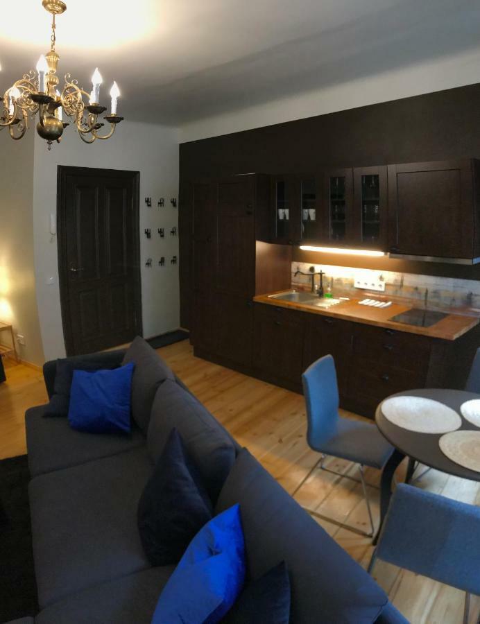 Doma Square Apartment 2, In The Heart Of Old Town Riga Bagian luar foto